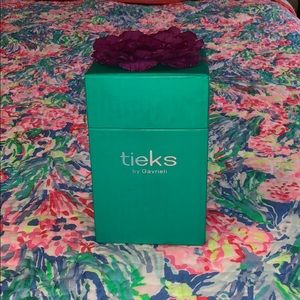 Tieks box & bag with fuchsia flower!